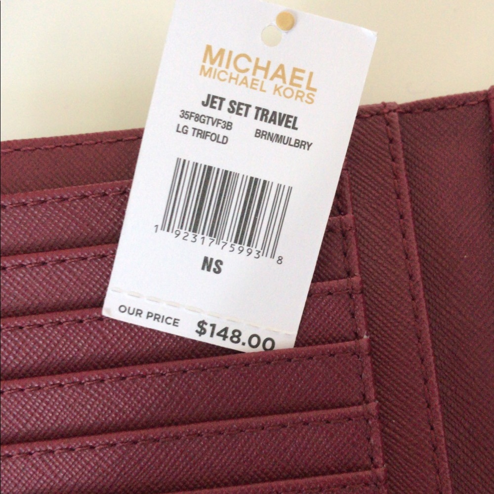 Michael Kors Jet Set travel